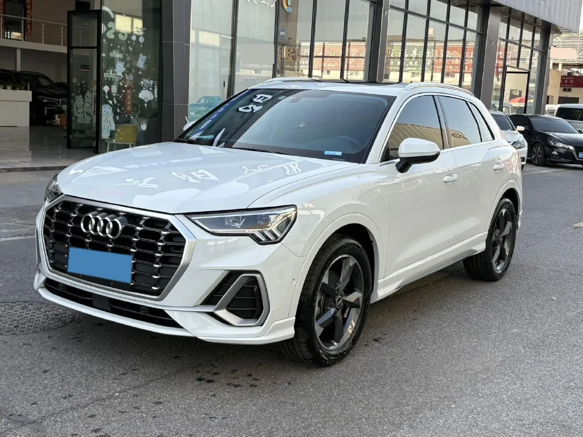 2021 Audi Q3 1.4T 150HP L4 7DCT,autocango,china used car exporter,china ev exporter,chinese used car exporter,chinese used ev exporter