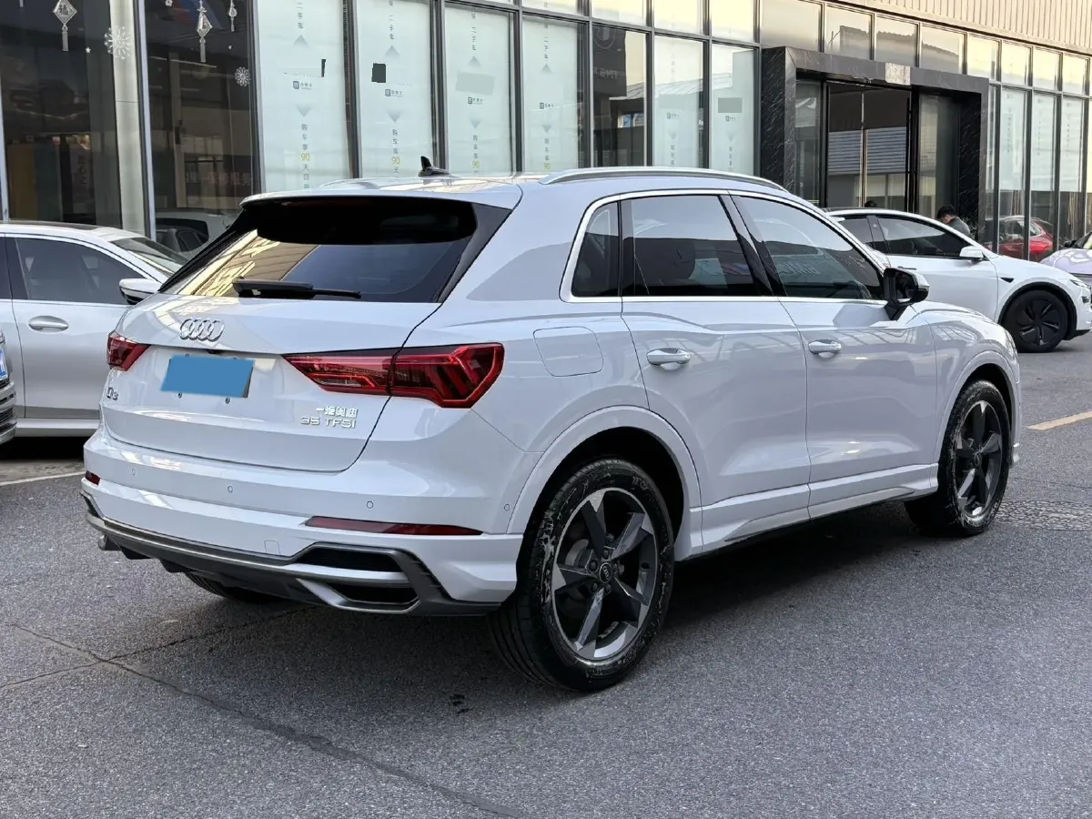 2021 Audi Q3 1.4T 150HP L4 7DCT,autocango,china used car exporter,china ev exporter,chinese used car exporter,chinese used ev exporter