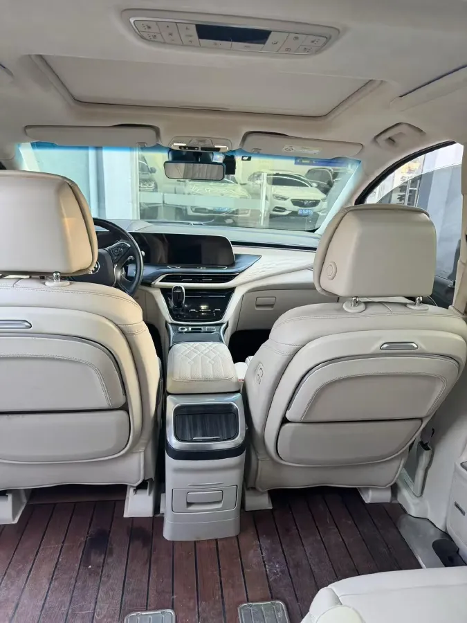 2021 Buick GL8 2.0T 237HP L4 9AT,autocango,china used car exporter,china ev exporter,chinese used car exporter,chinese used ev exporter