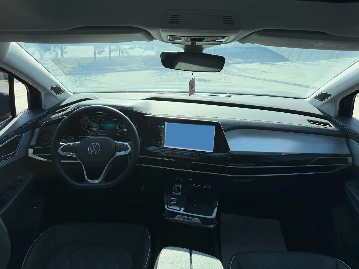 2024 Volkswagen Talagon 2.0T 220HP L4 7DCT,autocango,china used car exporter,china ev exporter,chinese used car exporter,chinese used ev exporter