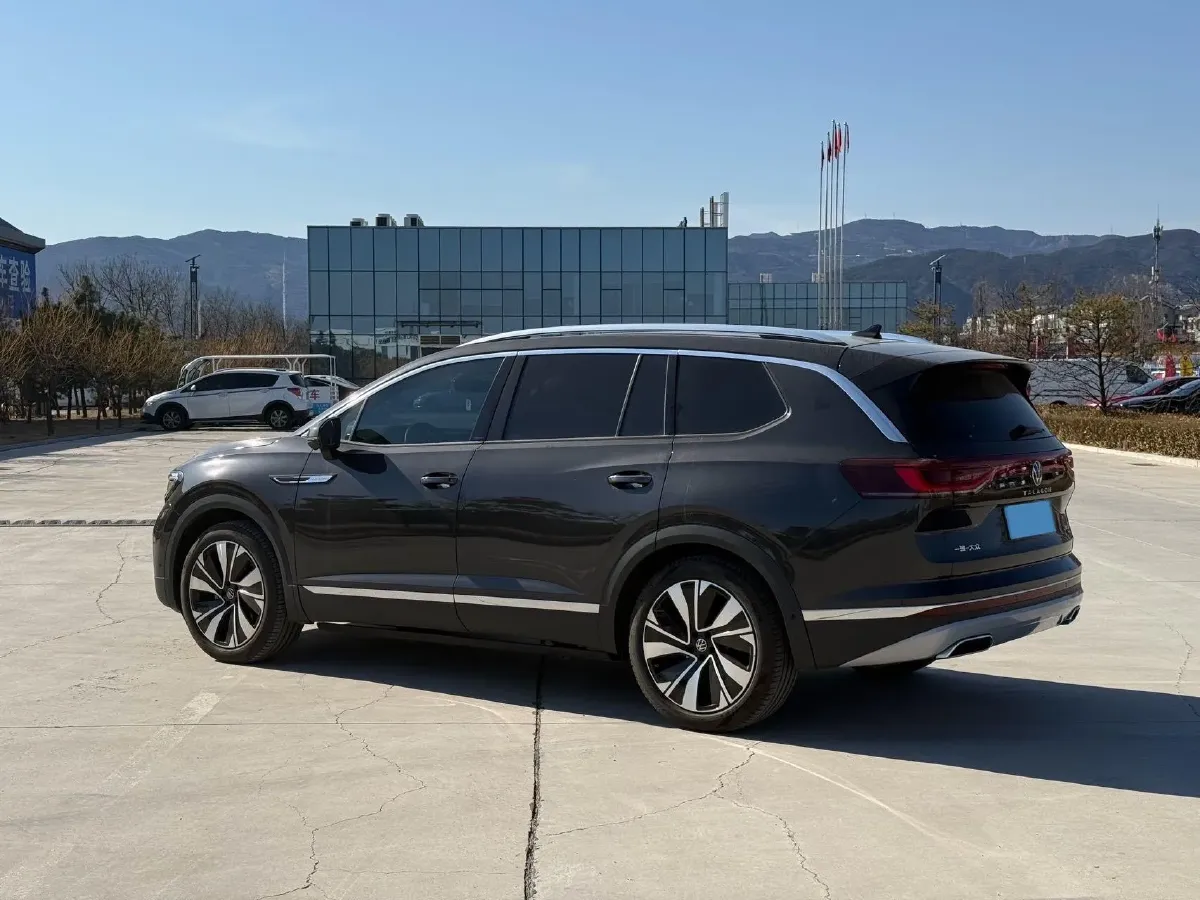 2024 Volkswagen Talagon 2.0T 220HP L4 7DCT,autocango,china used car exporter,china ev exporter,chinese used car exporter,chinese used ev exporter