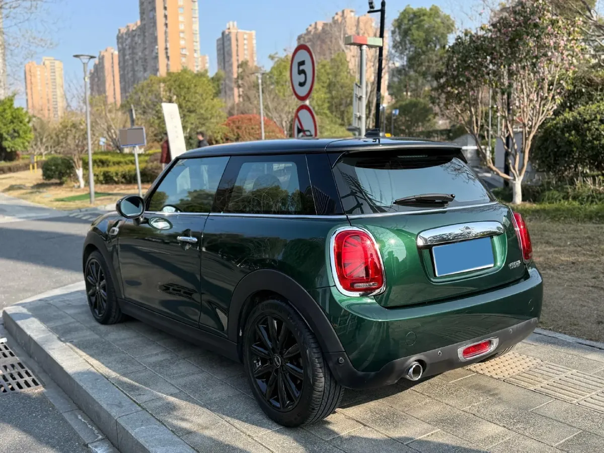 2019 MINI MINI 1.5T 136HP L3 7DCT,autocango,china used car exporter,china ev exporter,chinese used car exporter,chinese used ev exporter