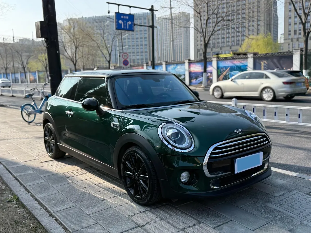 2019 MINI MINI 1.5T 136HP L3 7DCT,autocango,china used car exporter,china ev exporter,chinese used car exporter,chinese used ev exporter