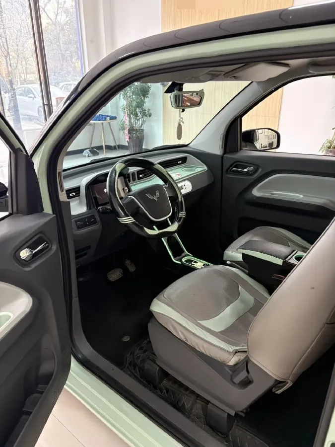2021 WuLing HongGuang MINI EV BEV 13.8KWH,autocango,china used car exporter,china ev exporter,chinese used car exporter,chinese used ev exporter