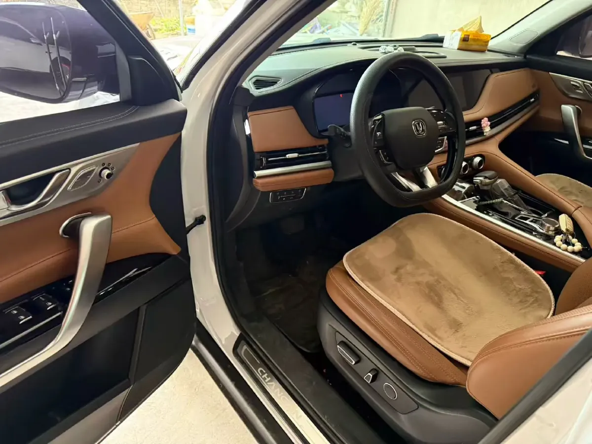 2021 ChangAn CS95 2.0T 233HP L4 6AT,autocango,china used car exporter,china ev exporter,chinese used car exporter,chinese used ev exporter