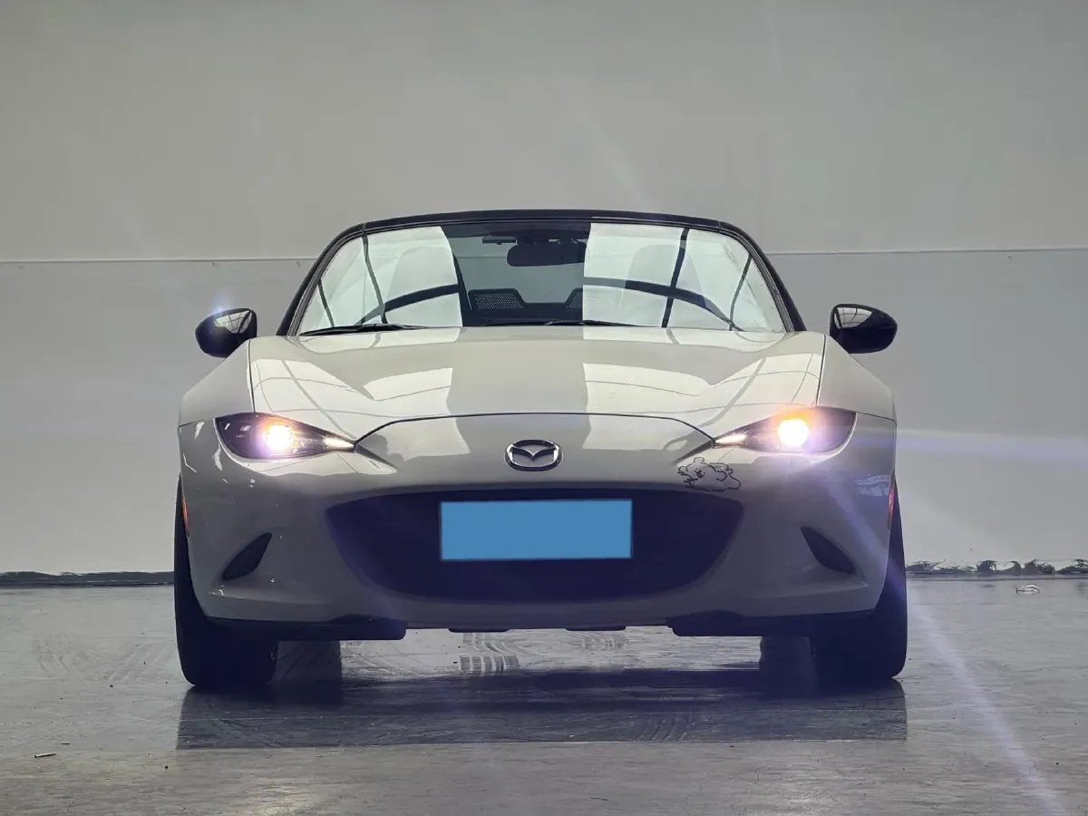 2023 Mazda 3 Axela 1.5L 117HP L4 6MT,autocango,china used car exporter,china ev exporter,chinese used car exporter,chinese used ev exporter