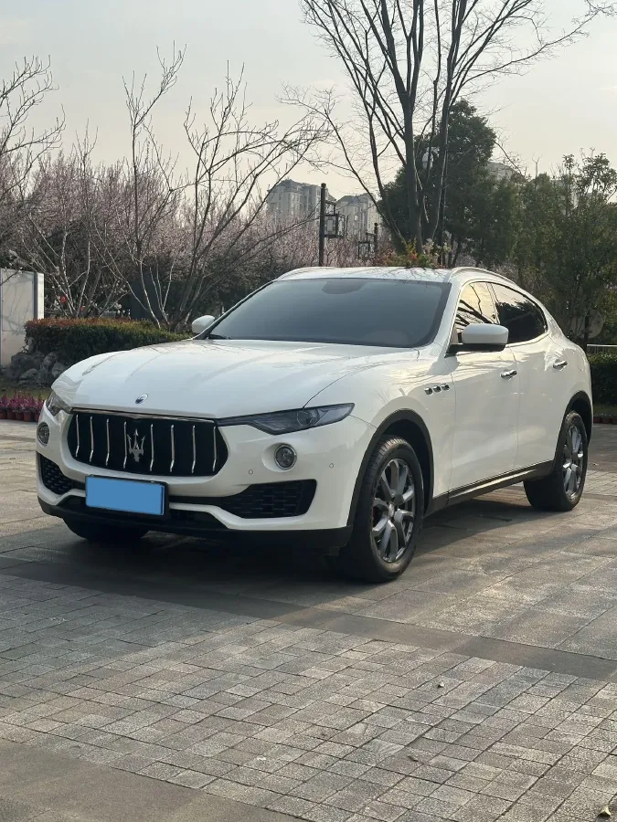 2019 Maserati Levante 3.0T 350HP V6 8AT,autocango,china used car exporter,china ev exporter,chinese used car exporter,chinese used ev exporter