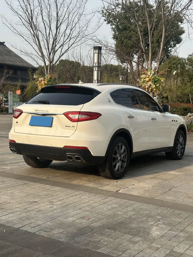 2019 Maserati Levante 3.0T 350HP V6 8AT,autocango,china used car exporter,china ev exporter,chinese used car exporter,chinese used ev exporter