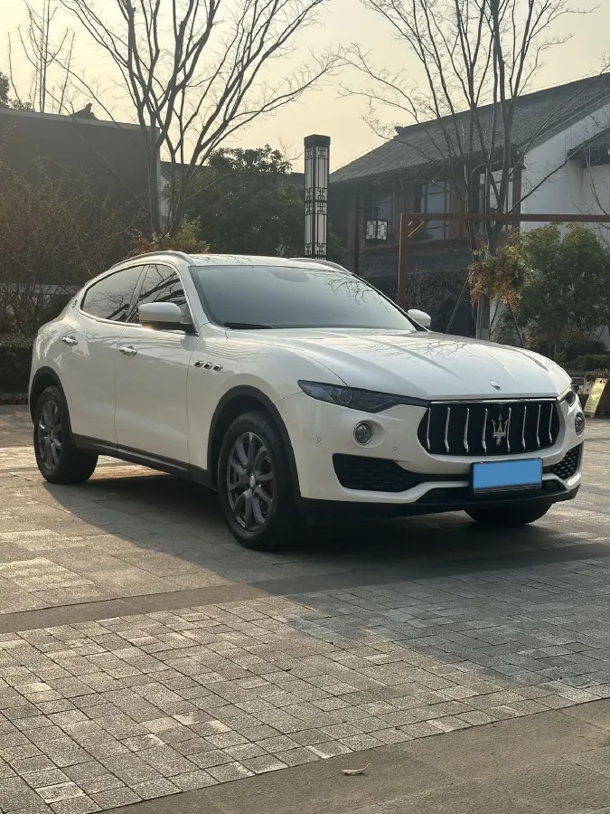 2019 Maserati Levante 3.0T 350HP V6 8AT,autocango,china used car exporter,china ev exporter,chinese used car exporter,chinese used ev exporter