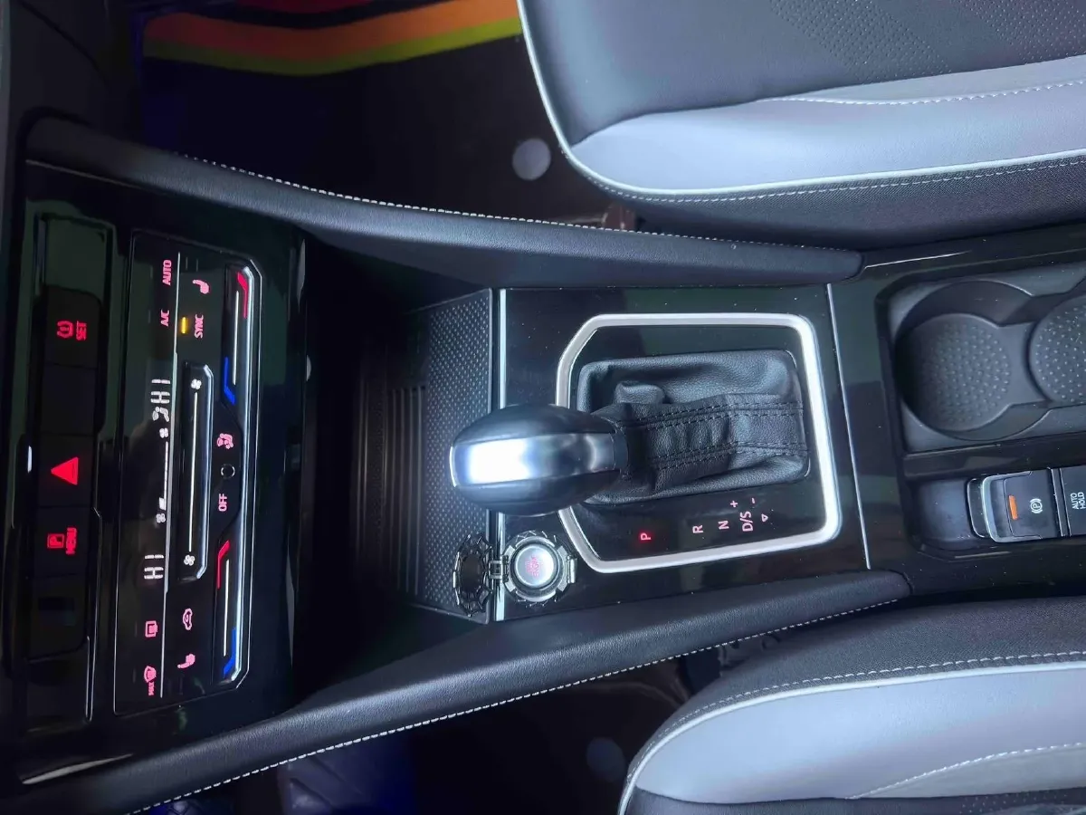 2023 Jetta VS7 1.4T 150HP L4 6AT,autocango,china used car exporter,china ev exporter,chinese used car exporter,chinese used ev exporter