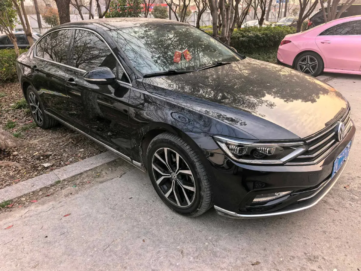 2020 Volkswagen Magotan 2.0T 186HP L4 7DCT,autocango,china used car exporter,china ev exporter,chinese used car exporter,chinese used ev exporter