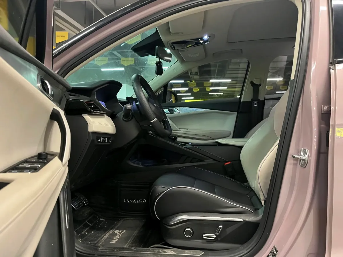 2022 LYNK&CO 02 1.5T 180HP L3 7DCT,autocango,china used car exporter,china ev exporter,chinese used car exporter,chinese used ev exporter