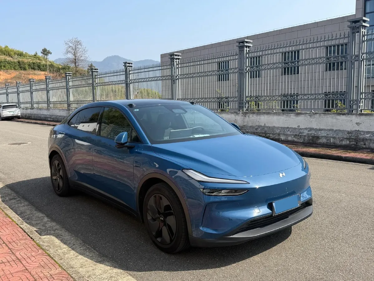 2024 ONVO L60 BEV 60KWH,autocango,china used car exporter,china ev exporter,chinese used car exporter,chinese used ev exporter