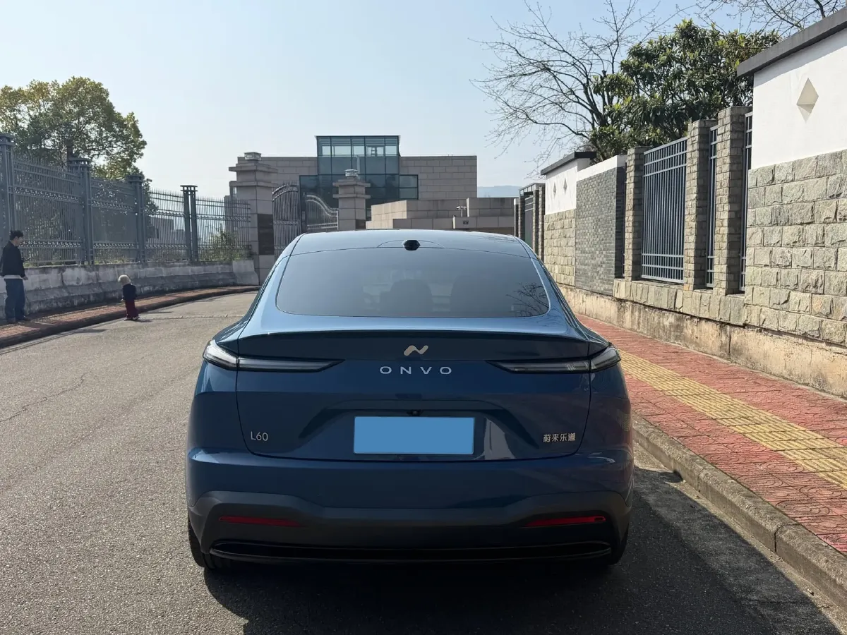 2024 ONVO L60 BEV 60KWH,autocango,china used car exporter,china ev exporter,chinese used car exporter,chinese used ev exporter