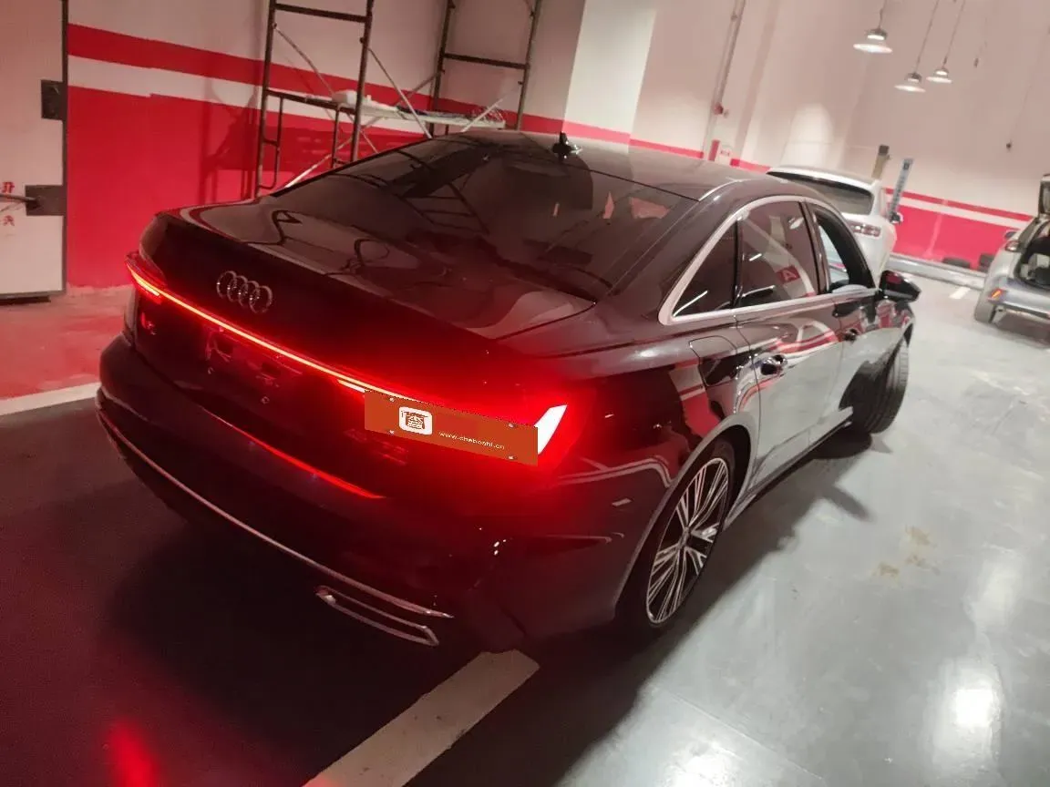 2022 Audi A6L 2.0T 224HP L4 7DCT,autocango,china used car exporter,china ev exporter,chinese used car exporter,chinese used ev exporter