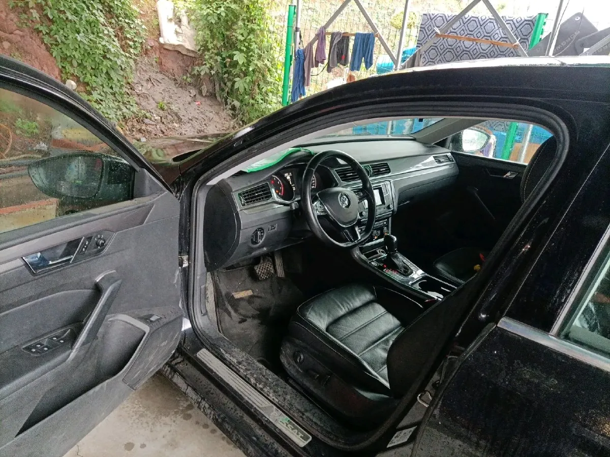 2017 Volkswagen Passat 1.8T 180HP L4 7DCT,autocango,china used car exporter,china ev exporter,chinese used car exporter,chinese used ev exporter