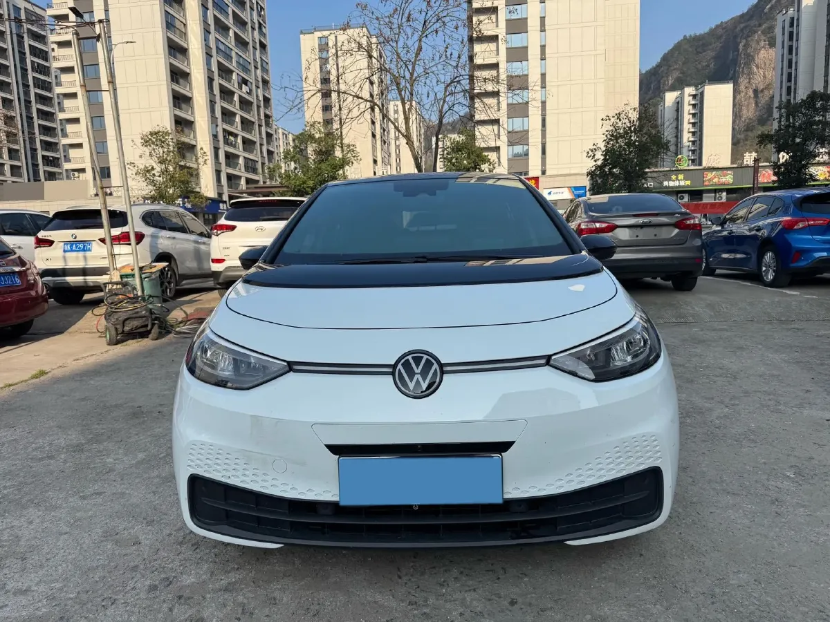 2025 Volkswagen ID.3 BEV 53.6KWH,autocango,china used car exporter,china ev exporter,chinese used car exporter,chinese used ev exporter