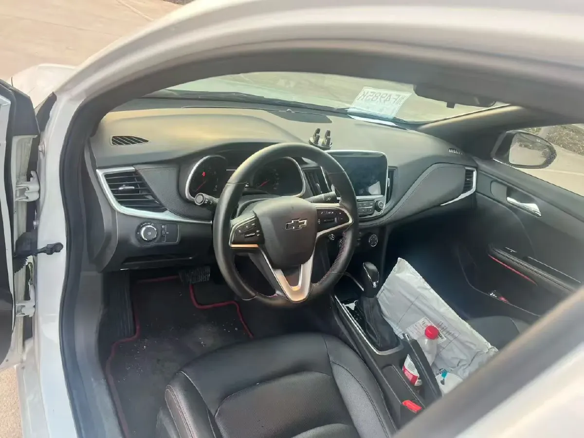2022 Chevrolet Monza 1.3T 163HP L3 6AT,autocango,china used car exporter,china ev exporter,chinese used car exporter,chinese used ev exporter