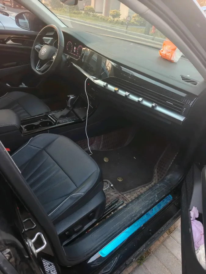 2024 Volkswagen Passat 2.0T 186HP L4 7DCT,autocango,china used car exporter,china ev exporter,chinese used car exporter,chinese used ev exporter