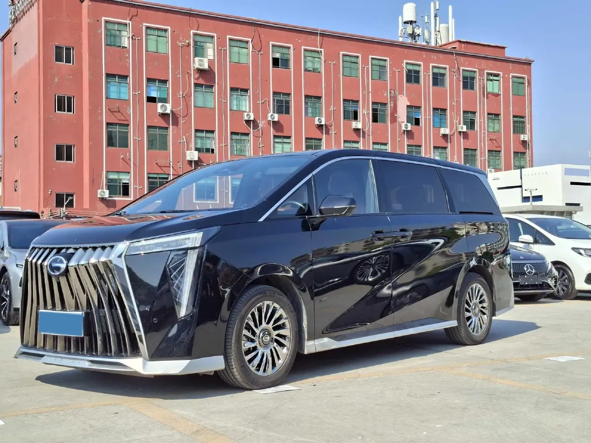 2023 GAC Trumpchi M8 2.0T 190HP L4 E-CVT Hybrid,autocango,china used car exporter,china ev exporter,chinese used car exporter,chinese used ev exporter