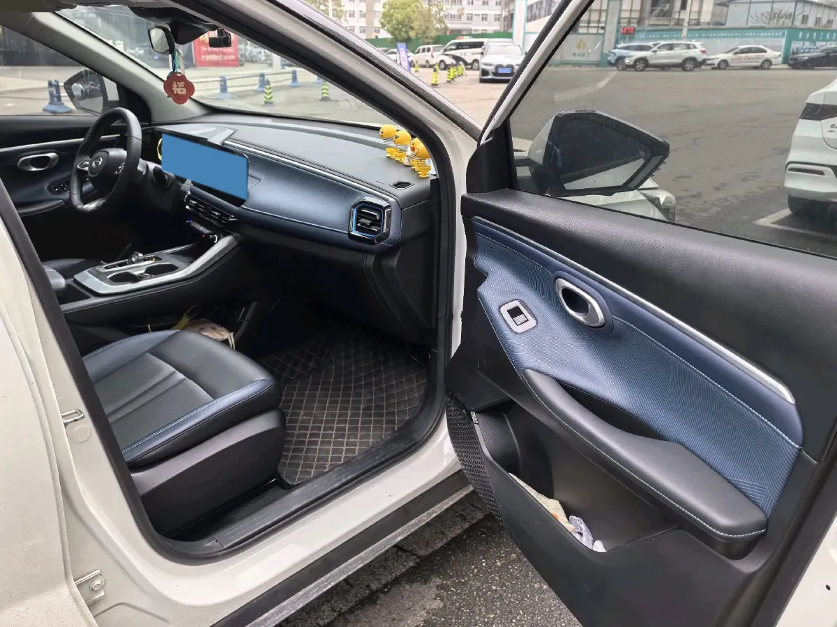 2023 GAC Trumpchi GS3 1.5T 177HP L4 7DCT,autocango,china used car exporter,china ev exporter,chinese used car exporter,chinese used ev exporter