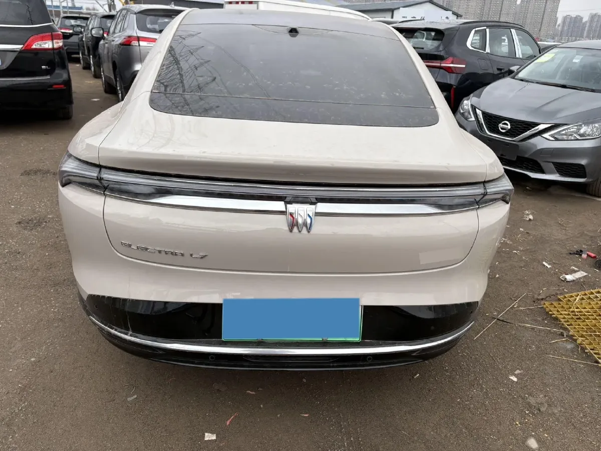 2026 Avatr 07 1.5T 156HP L4 REEV,autocango,china used car exporter,china ev exporter,chinese used car exporter,chinese used ev exporter