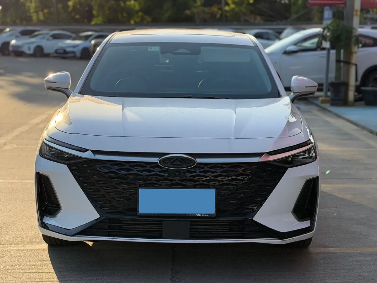 2022 Chery Arrizo 8 1.6T 197HP L4 7DCT,autocango,china used car exporter,china ev exporter,chinese used car exporter,chinese used ev exporter