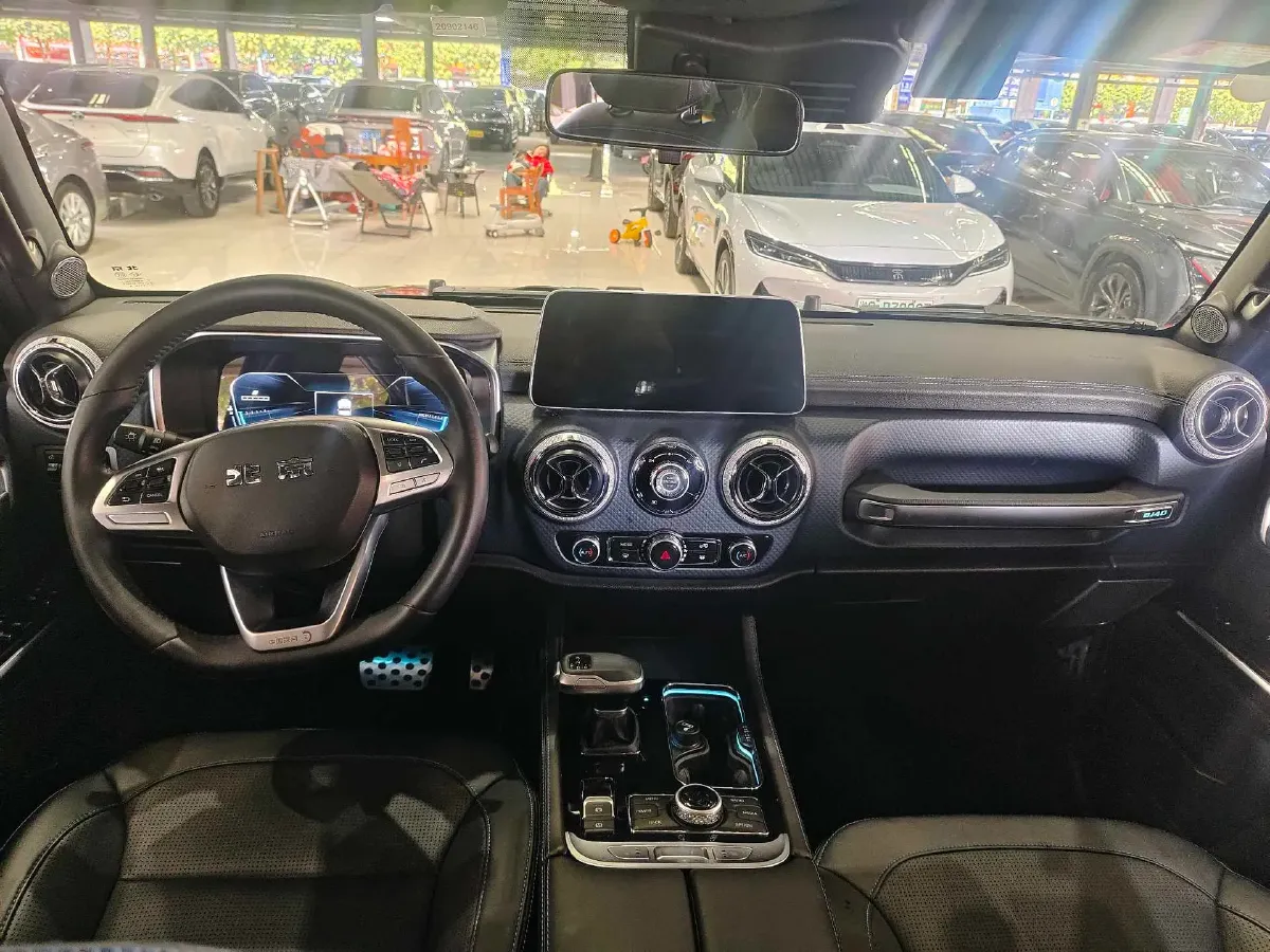 2023 Beijing BJ40 2.0T 163HP L4 8AT,autocango,china used car exporter,china ev exporter,chinese used car exporter,chinese used ev exporter