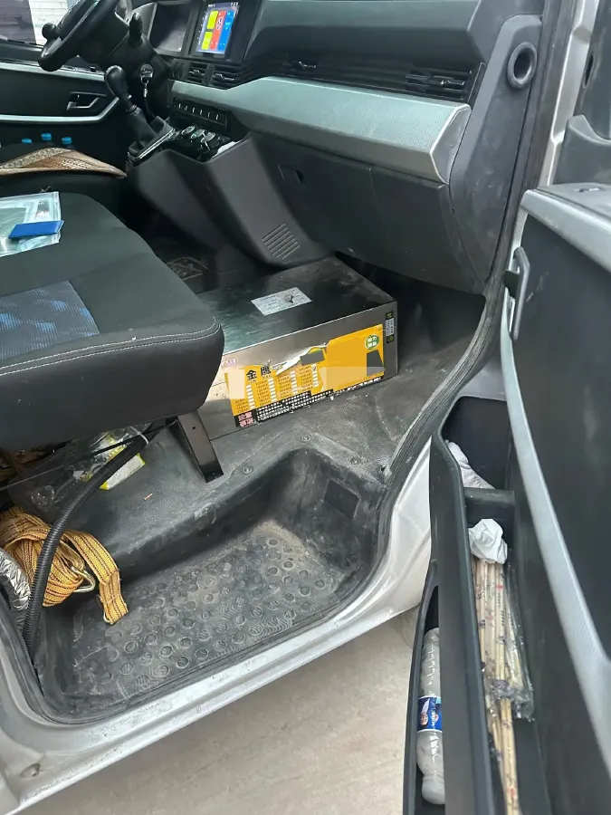 2023 Ford Transit 2.0T 220HP L4 5MT,autocango,china used car exporter,china ev exporter,chinese used car exporter,chinese used ev exporter