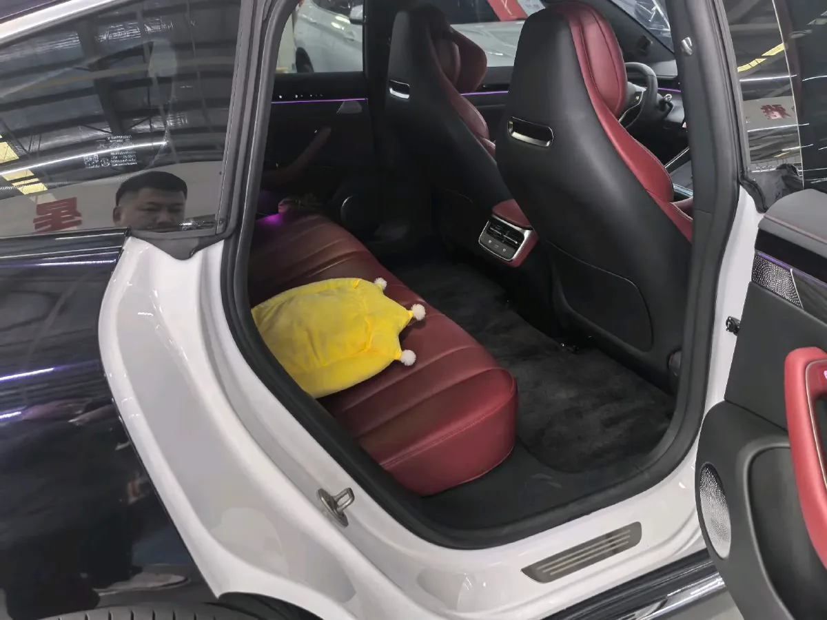 2024 Luxeed S7 BEV 100KWH,autocango,china used car exporter,china ev exporter,chinese used car exporter,chinese used ev exporter