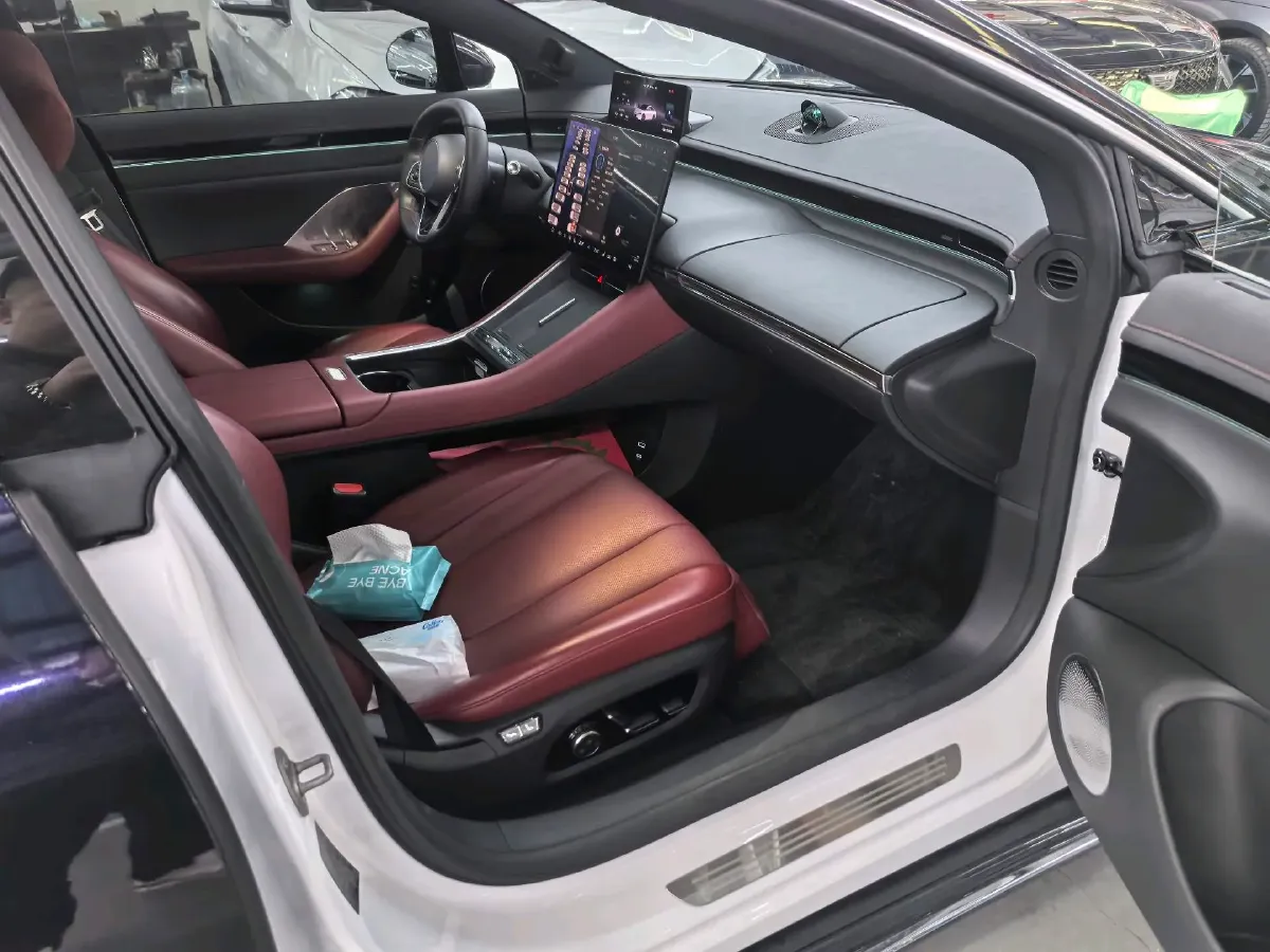 2024 Luxeed S7 BEV 100KWH,autocango,china used car exporter,china ev exporter,chinese used car exporter,chinese used ev exporter