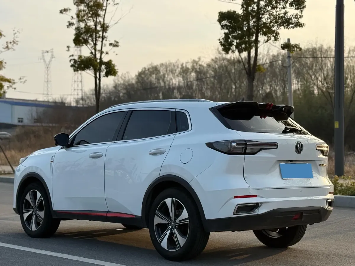 2022 ChangAn Oshan X7 Plus 1.5T 188HP L4 7DCT,autocango,china used car exporter,china ev exporter,chinese used car exporter,chinese used ev exporter