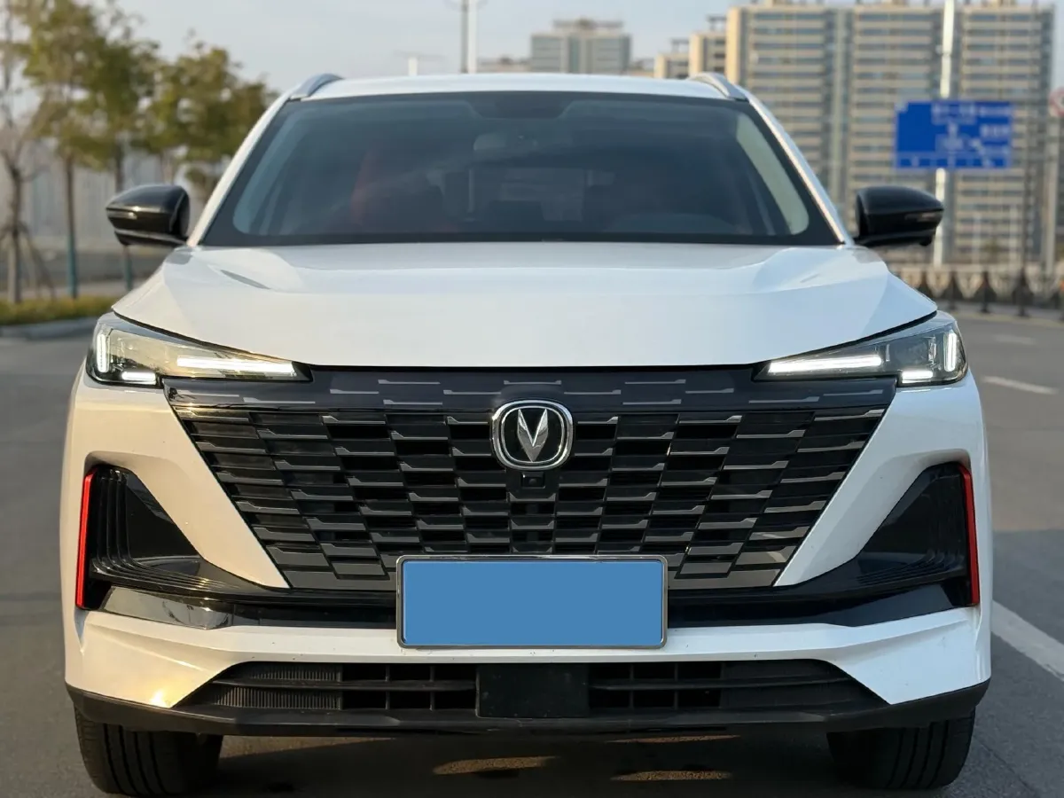 2022 ChangAn Oshan X7 Plus 1.5T 188HP L4 7DCT,autocango,china used car exporter,china ev exporter,chinese used car exporter,chinese used ev exporter