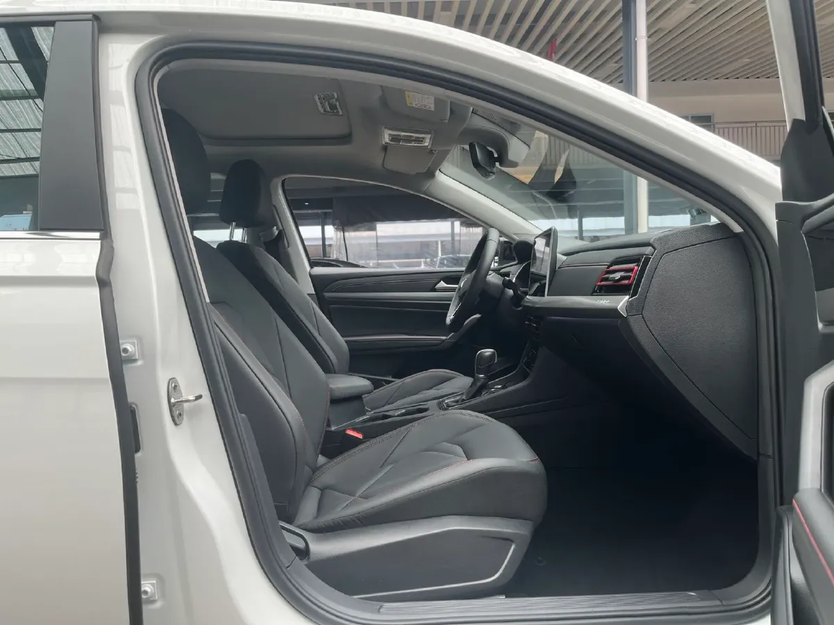 2024 Volkswagen Lavida 1.5T 160HP L4 7DCT,autocango,china used car exporter,china ev exporter,chinese used car exporter,chinese used ev exporter