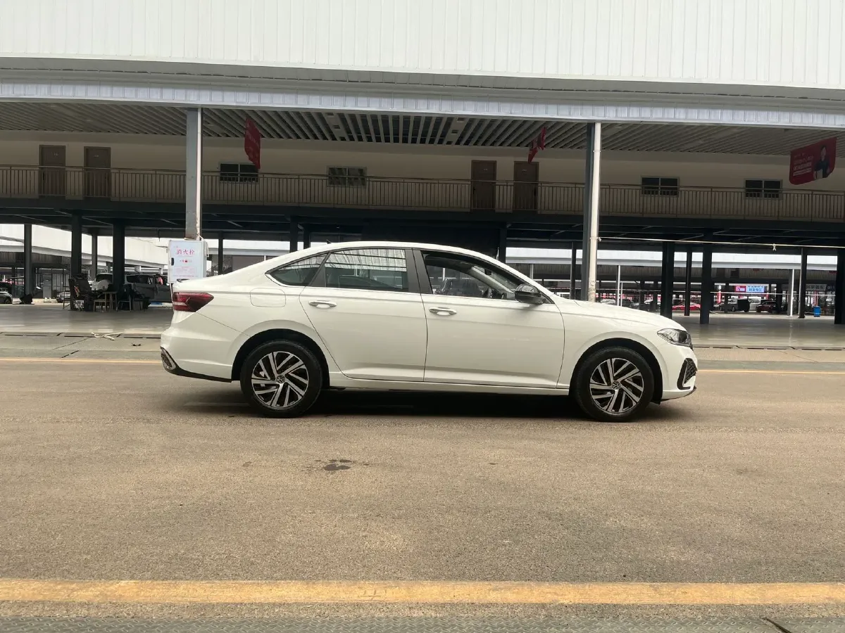 2024 Volkswagen Lavida 1.5T 160HP L4 7DCT,autocango,china used car exporter,china ev exporter,chinese used car exporter,chinese used ev exporter