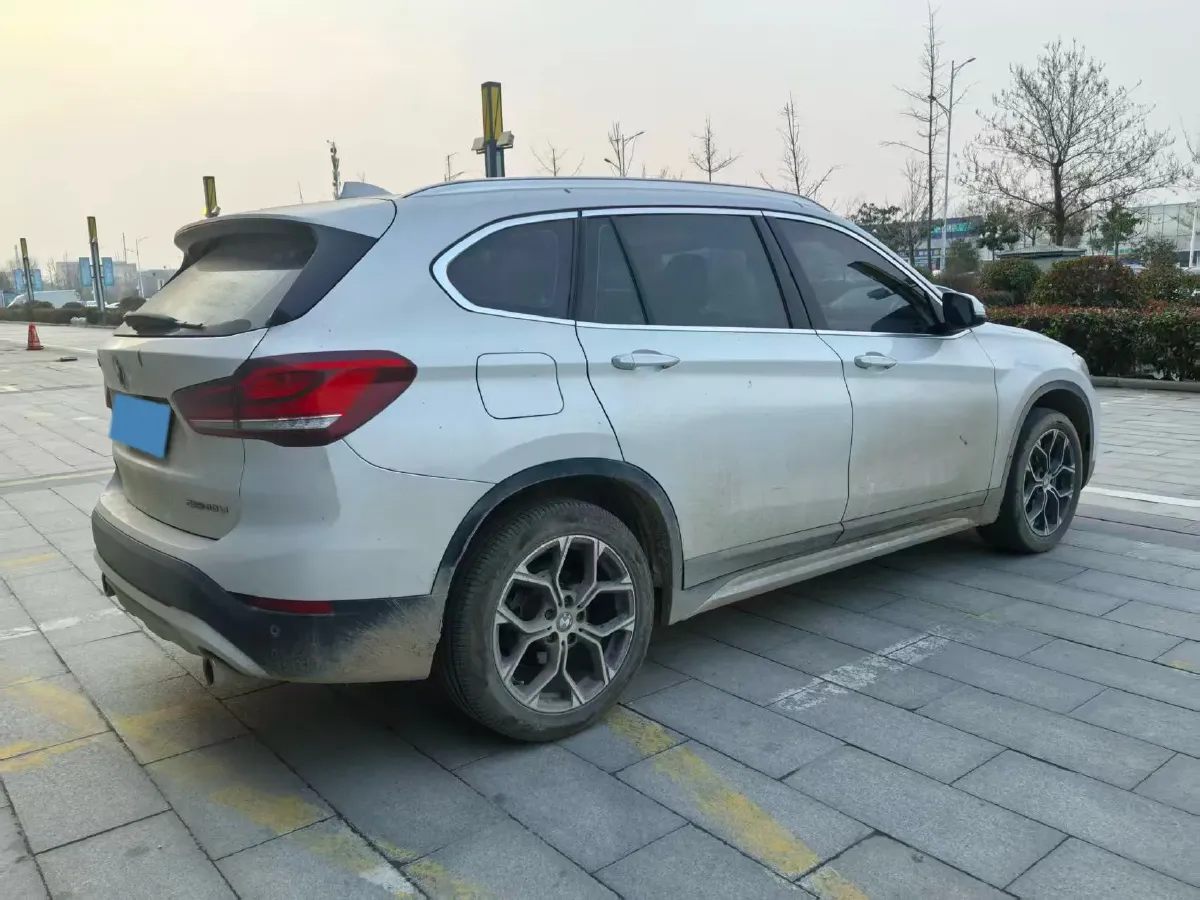 2020 BMW X1 1.5T 140HP L3 7DCT,autocango,china used car exporter,china ev exporter,chinese used car exporter,chinese used ev exporter