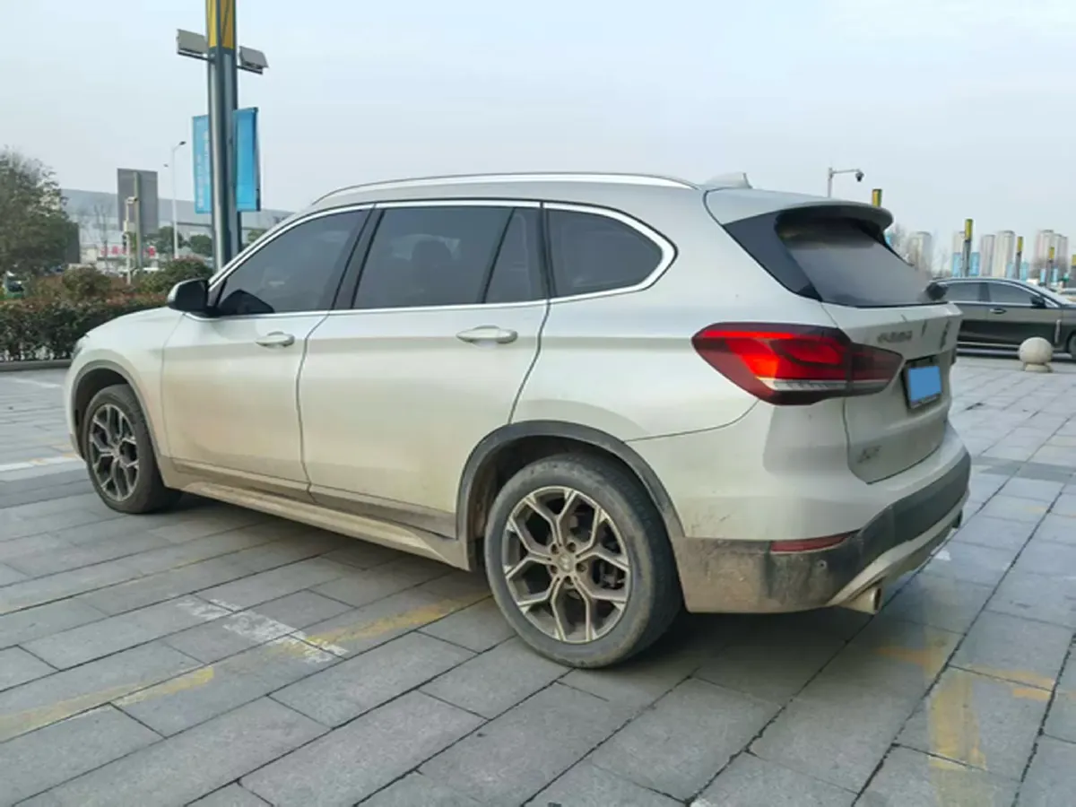 2020 BMW X1 1.5T 140HP L3 7DCT,autocango,china used car exporter,china ev exporter,chinese used car exporter,chinese used ev exporter