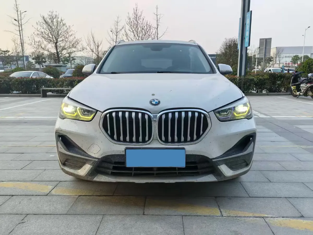 2020 BMW X1 1.5T 140HP L3 7DCT,autocango,china used car exporter,china ev exporter,chinese used car exporter,chinese used ev exporter