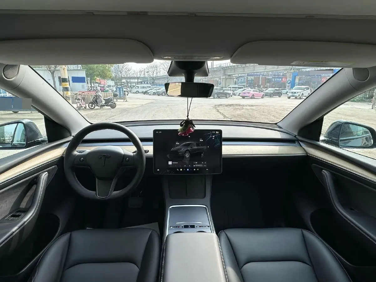 2022 Tesla Model Y BEV 60KWH,autocango,china used car exporter,china ev exporter,chinese used car exporter,chinese used ev exporter