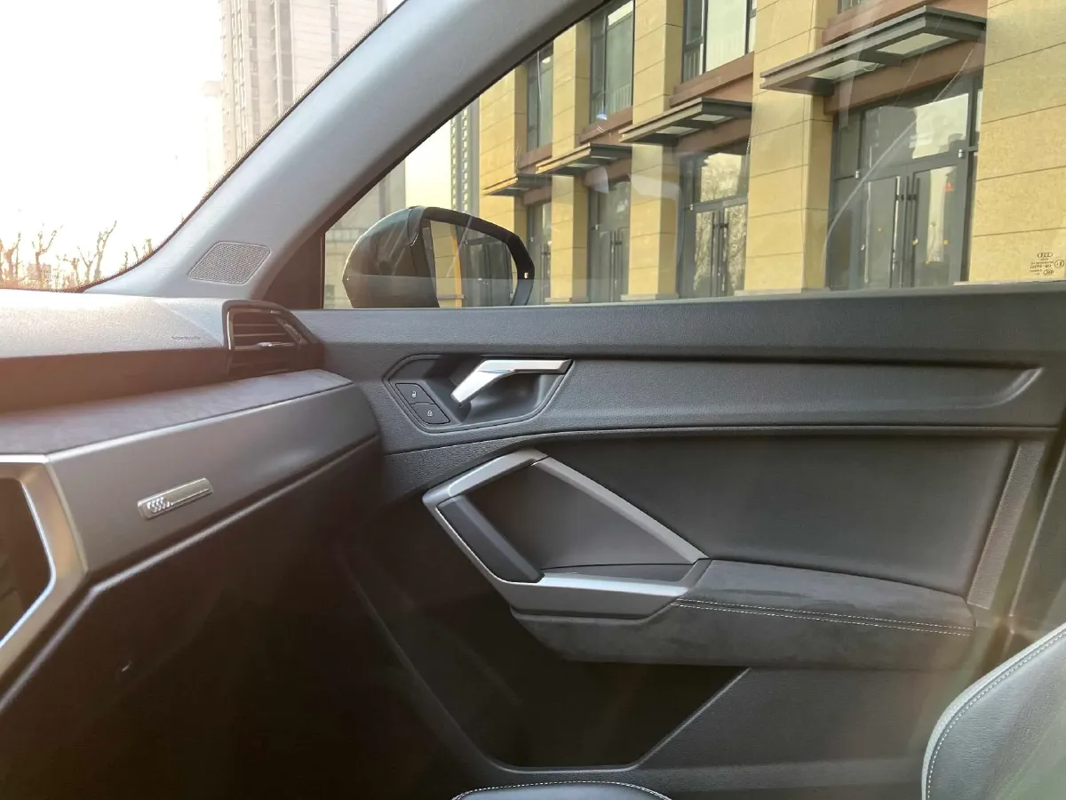 2020 Audi Q3 1.4T 150HP L4 7DCT,autocango,china used car exporter,china ev exporter,chinese used car exporter,chinese used ev exporter