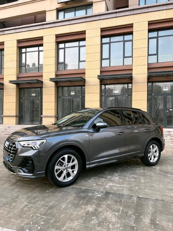 2020 Audi Q3 1.4T 150HP L4 7DCT,autocango,china used car exporter,china ev exporter,chinese used car exporter,chinese used ev exporter