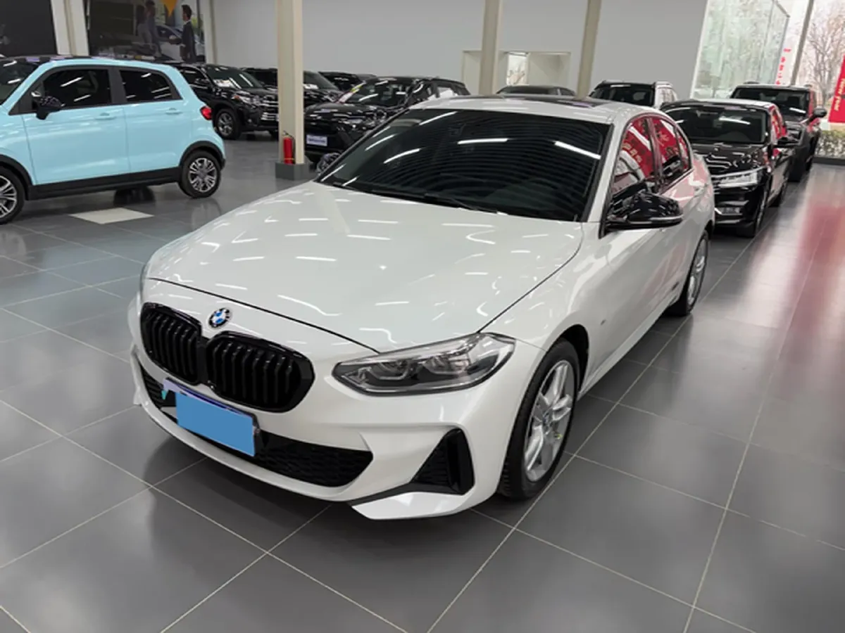 2023 BMW 1 Series 1.5T 136HP L3 7DCT,autocango,china used car exporter,china ev exporter,chinese used car exporter,chinese used ev exporter