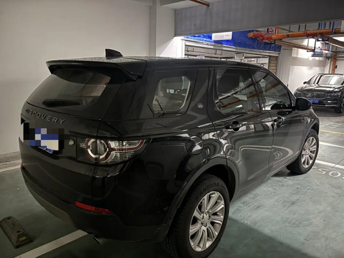 2018 Land Rover Discovery Sport 2.0T 241HP L4 9AT,autocango,china used car exporter,china ev exporter,chinese used car exporter,chinese used ev exporter