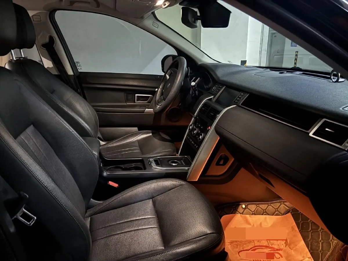 2018 Land Rover Discovery Sport 2.0T 241HP L4 9AT,autocango,china used car exporter,china ev exporter,chinese used car exporter,chinese used ev exporter