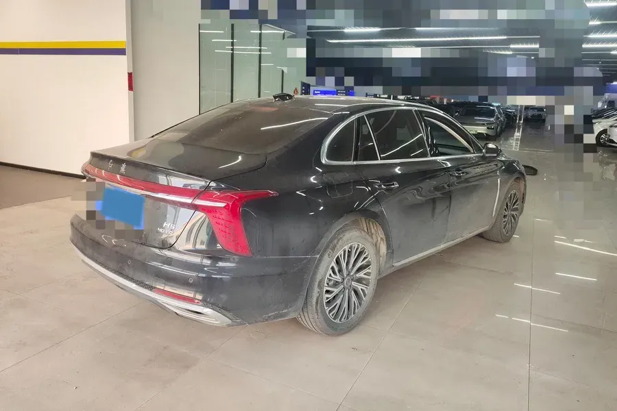 2025 HongQi H5 1.5T 169HP L4 1DHT Hybrid,autocango,china used car exporter,china ev exporter,chinese used car exporter,chinese used ev exporter
