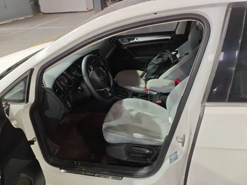 2018 Volkswagen Golf 1.6L 110HP L4 6AT,autocango,china used car exporter,china ev exporter,chinese used car exporter,chinese used ev exporter