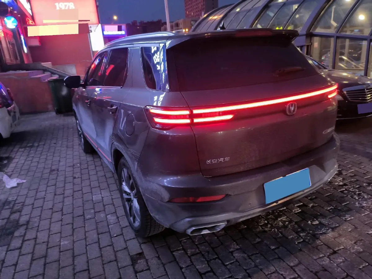 2021 ChangAn CS55 Plus 1.5T 180HP L4 7DCT,autocango,china used car exporter,china ev exporter,chinese used car exporter,chinese used ev exporter