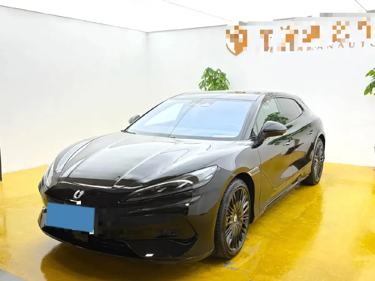 2024 Denza DenzaZ9GT 2.0T 207HP L4 E-CVT PHEV 38.5KWH,autocango,china used car exporter,china ev exporter,chinese used car exporter,chinese used ev exporter