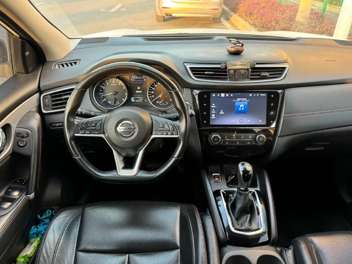 2021 Nissan Qashqai 2.0L 151HP L4 CVT,autocango,china used car exporter,china ev exporter,chinese used car exporter,chinese used ev exporter