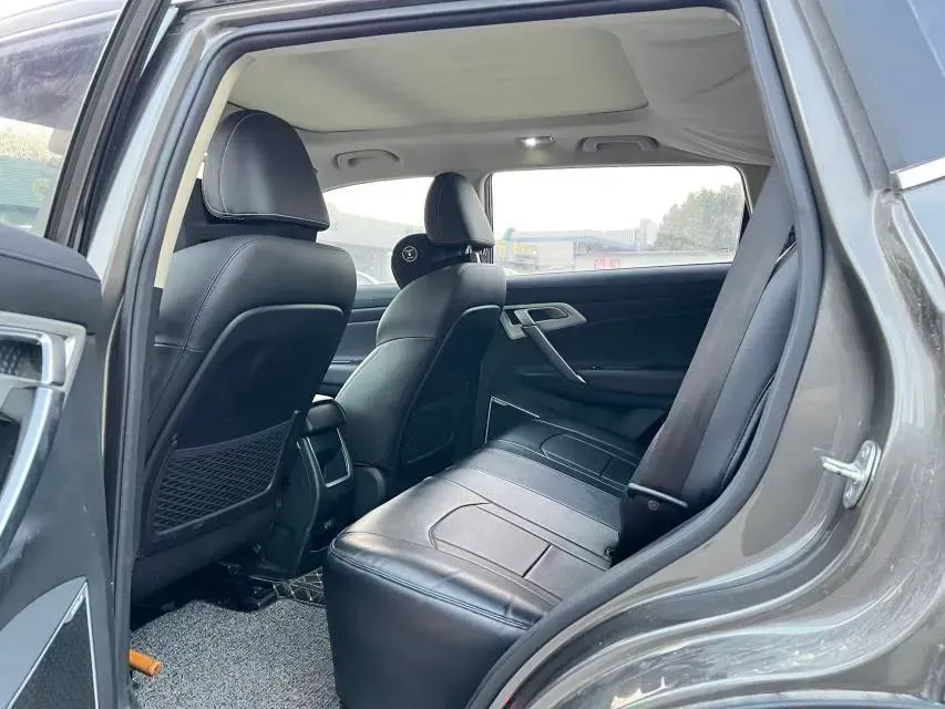 2018 Geely Azkarra 2.0L 141HP L4 6MT,autocango,china used car exporter,china ev exporter,chinese used car exporter,chinese used ev exporter